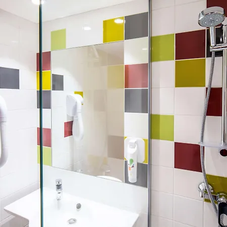 Ibis Styles Collioure Port Vendres Hotel Exterior photo